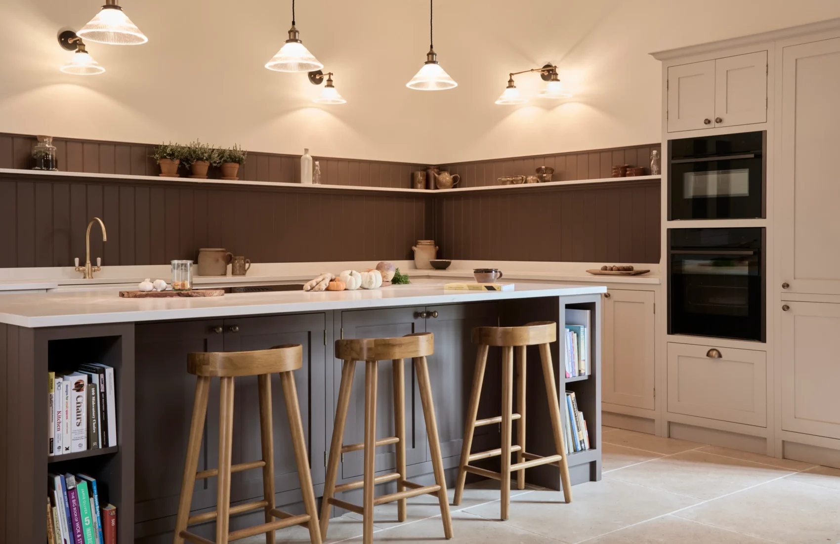 Small Kitchen? Here Are the Best Space-Saving Design Ideas for 2025